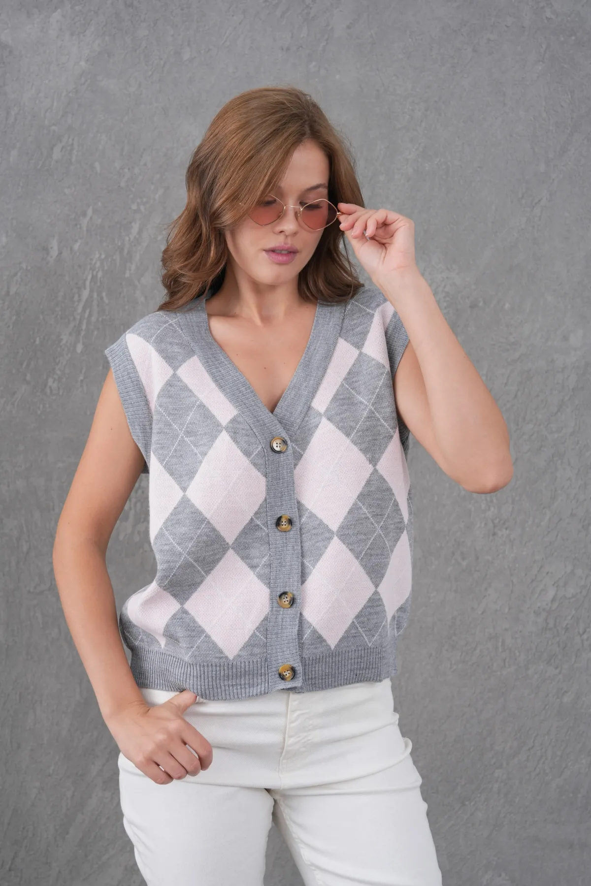 Kadın V Yaka Düğme Kapama Desenli Triko Sweater