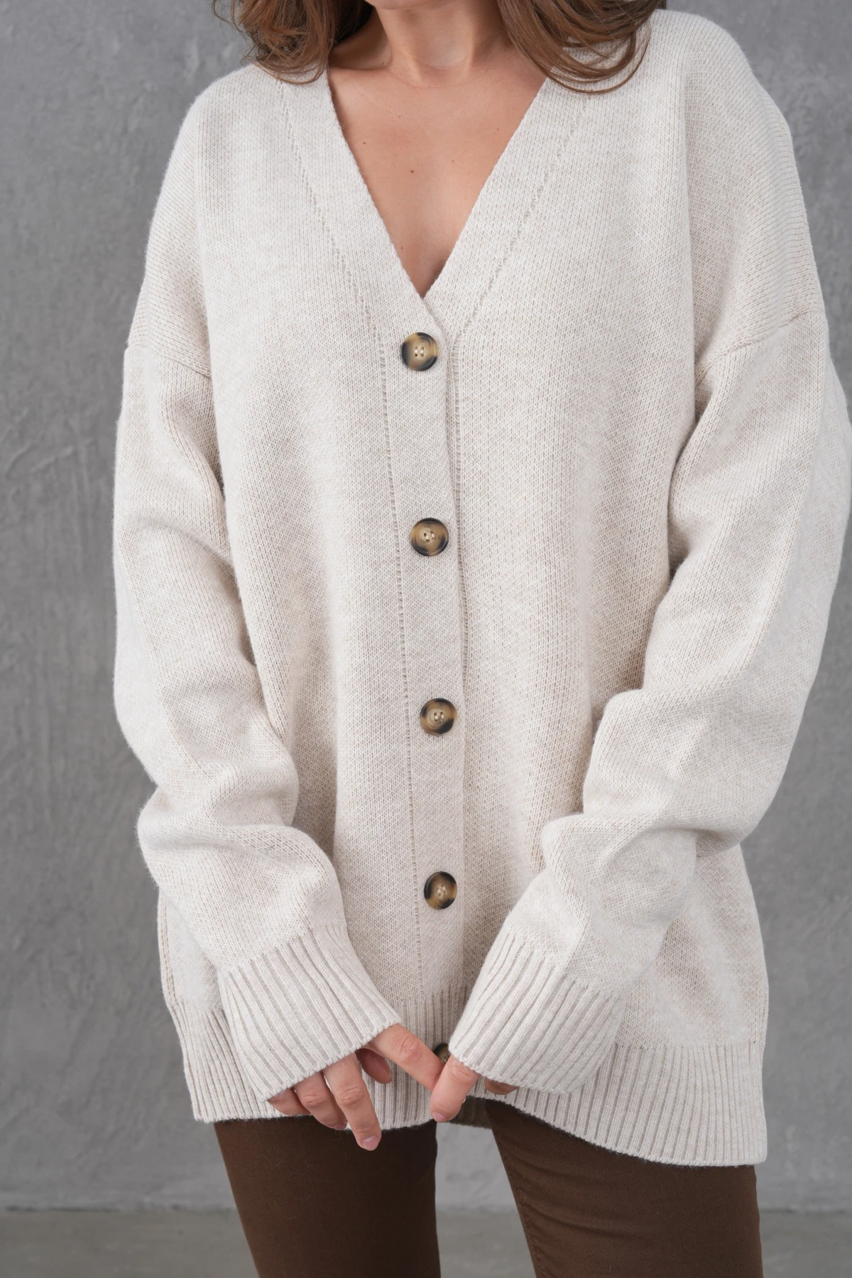 Kadın V Yaka Düğme Kapama Oversize Uzun Triko Hırka 8596