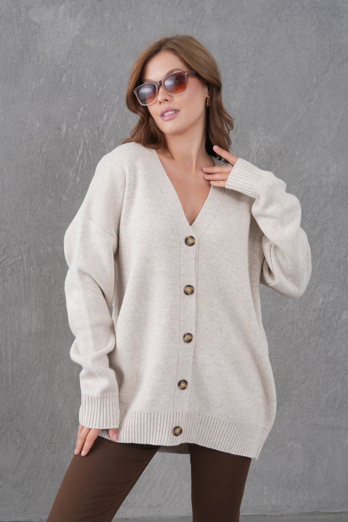 Kadın V Yaka Düğme Kapama Oversize Uzun Triko Hırka 8596