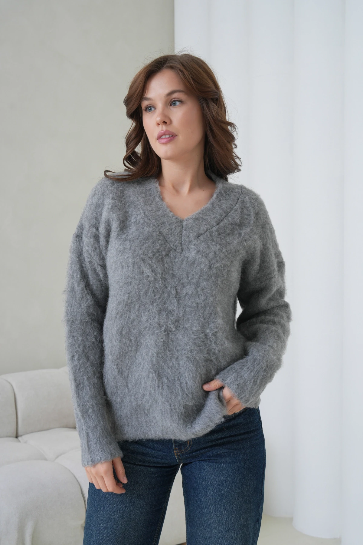 Kadın V Yaka Sakal Dokulu Şardonlu Oversize Triko Kazak 8695