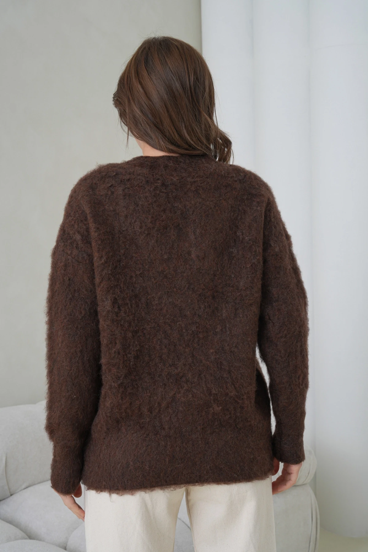 Kadın V Yaka Sakal Dokulu Şardonlu Oversize Triko Kazak 8695