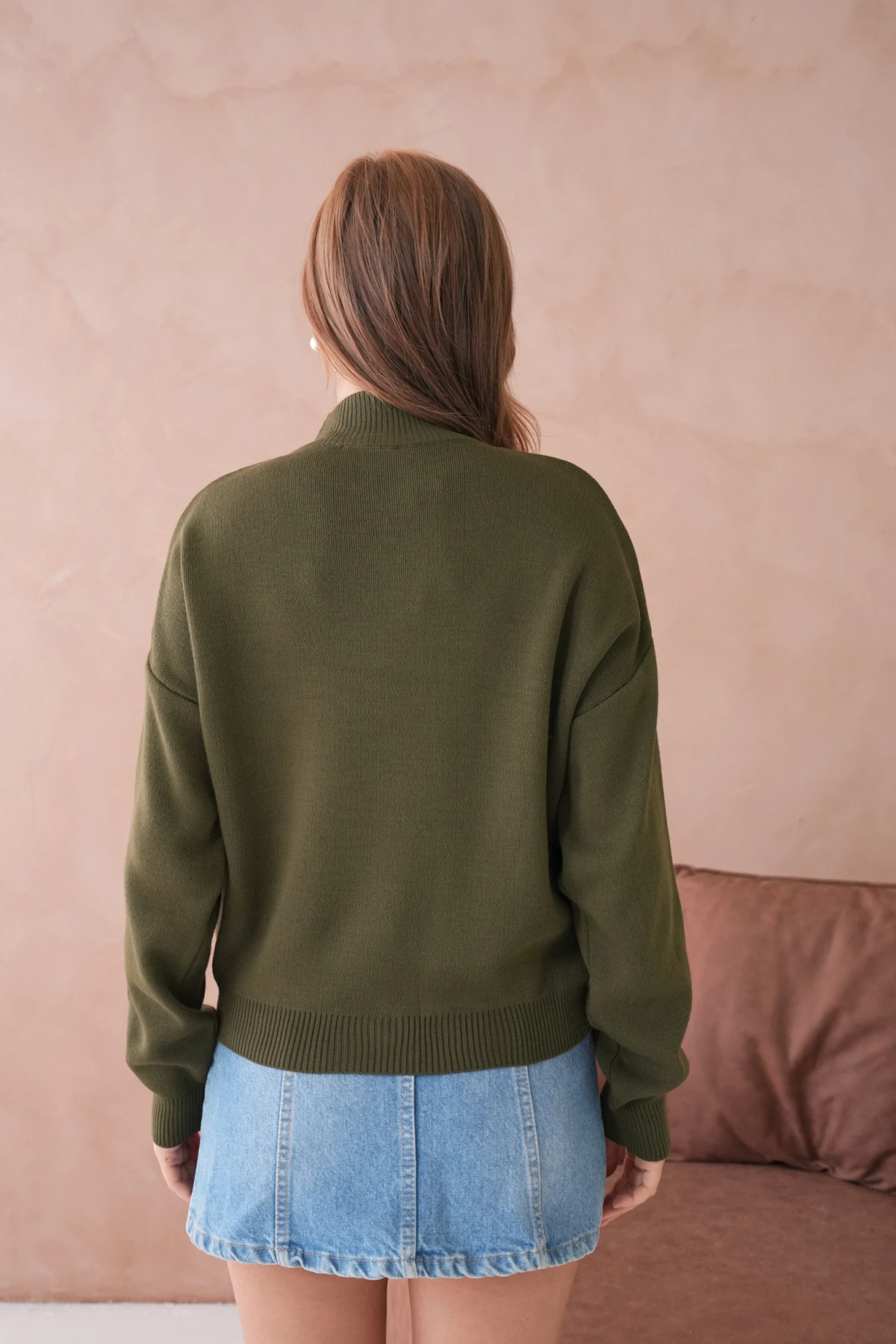 Kadın Yarım Balıkçı Yaka Fermuar Detay Oversize Triko Kazak