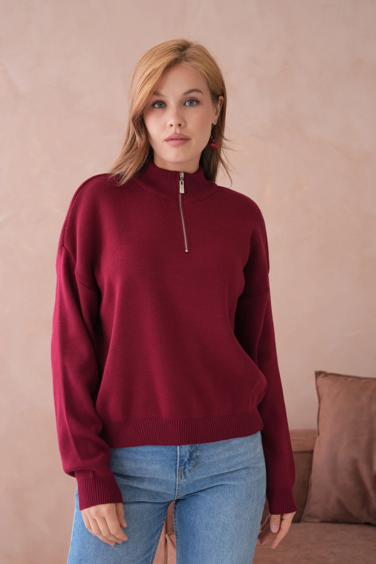 Kadın Yarım Balıkçı Yaka Fermuar Detay Oversize Triko Kazak