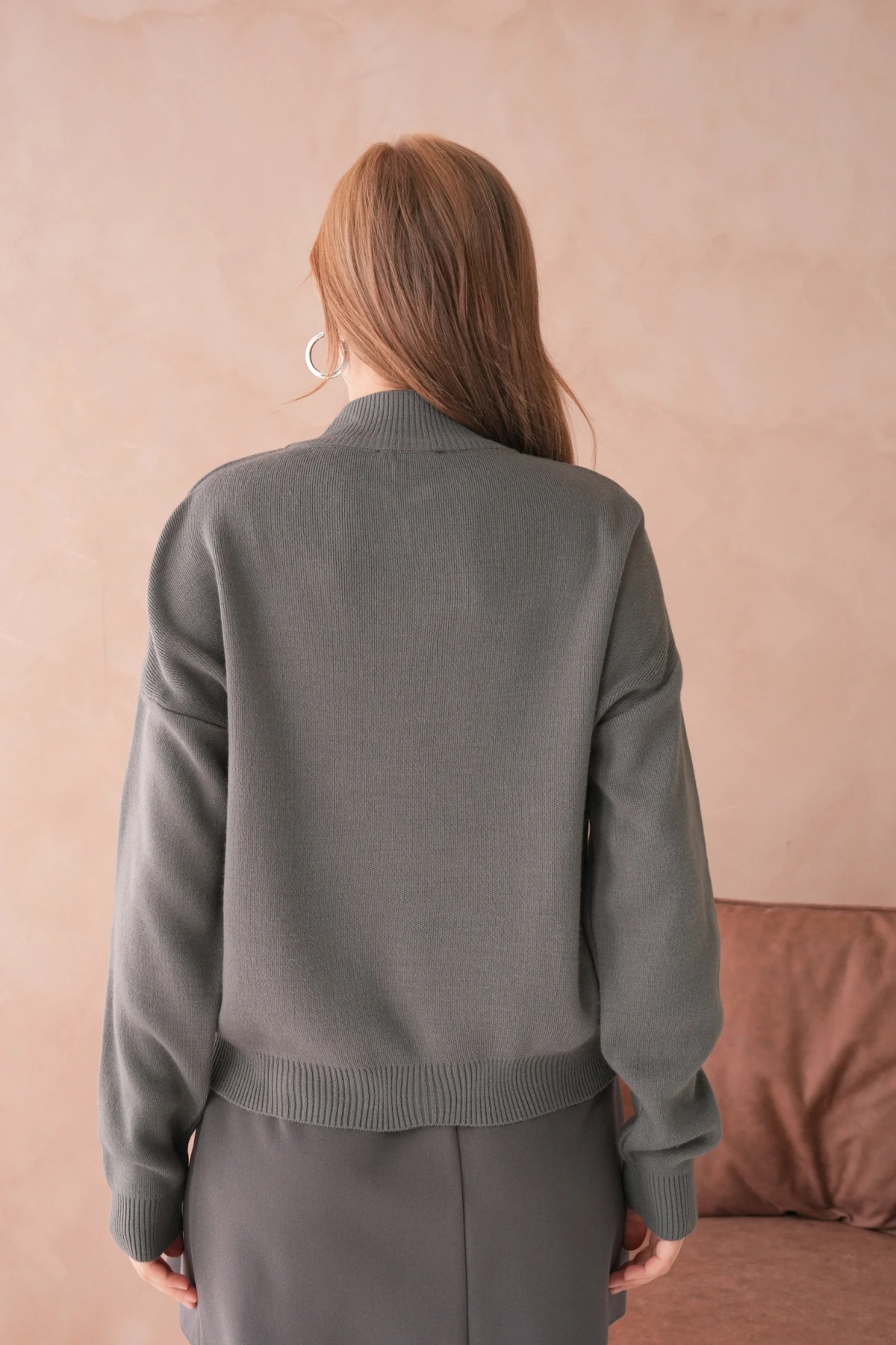 Kadın Yarım Balıkçı Yaka Fermuar Detay Oversize Triko Kazak