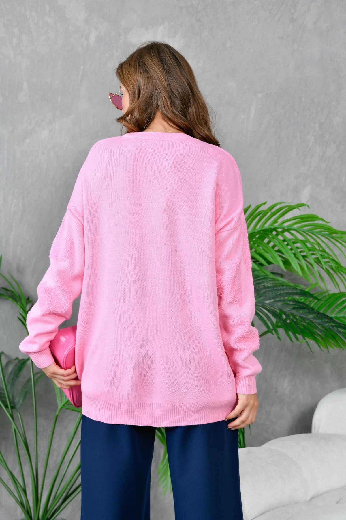 Kalp Desenli İnce Oversize Triko Kazak