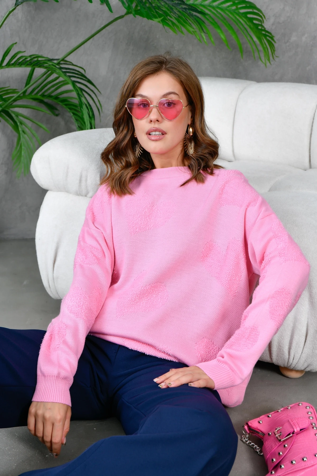 Kalp Desenli İnce Oversize Triko Kazak