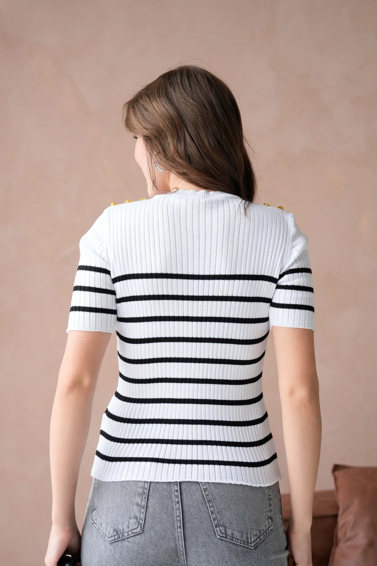 Kadın Bisiklet Yaka Omuzları Düğme Detaylı Sim Fit Triko Kazak 12034.Ctn