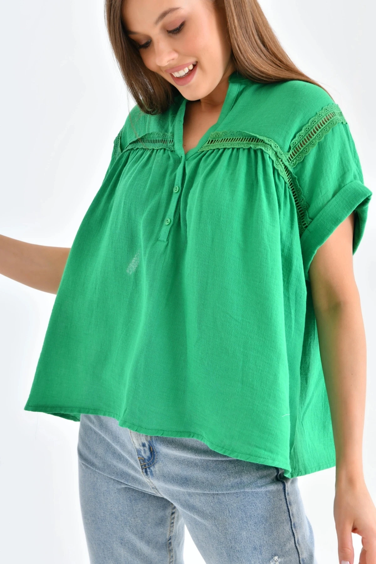 Dantel Detay Kısa Dokuma Bluz