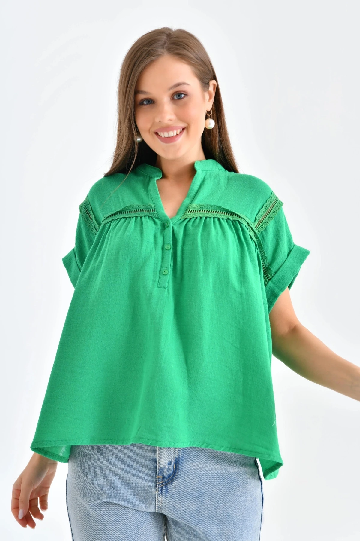 Dantel Detay Kısa Dokuma Bluz