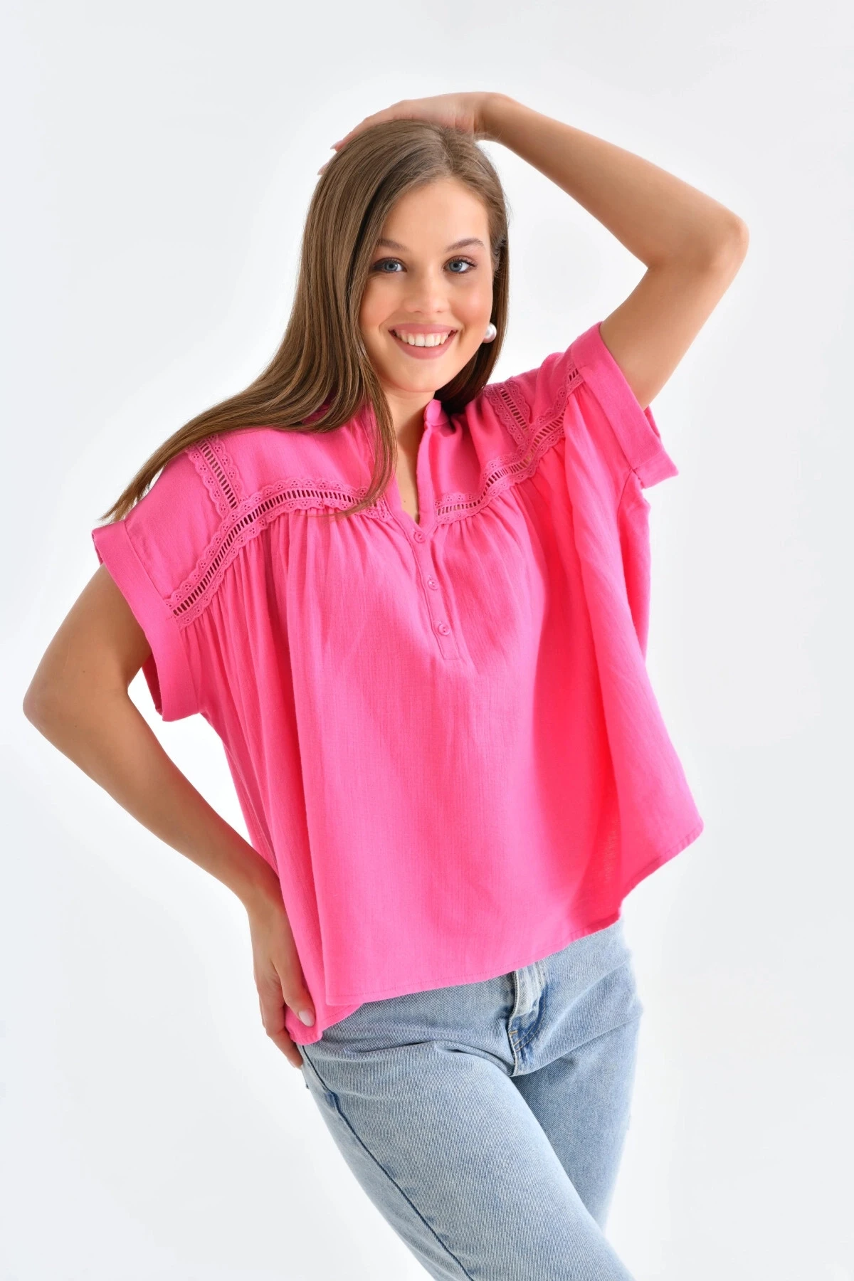 Dantel Detay Kısa Dokuma Bluz