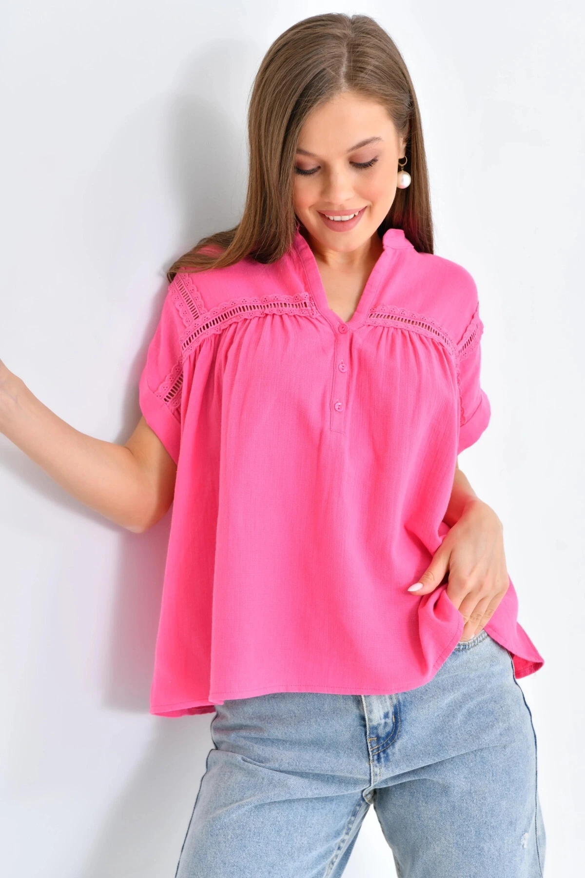 Dantel Detay Kısa Dokuma Bluz