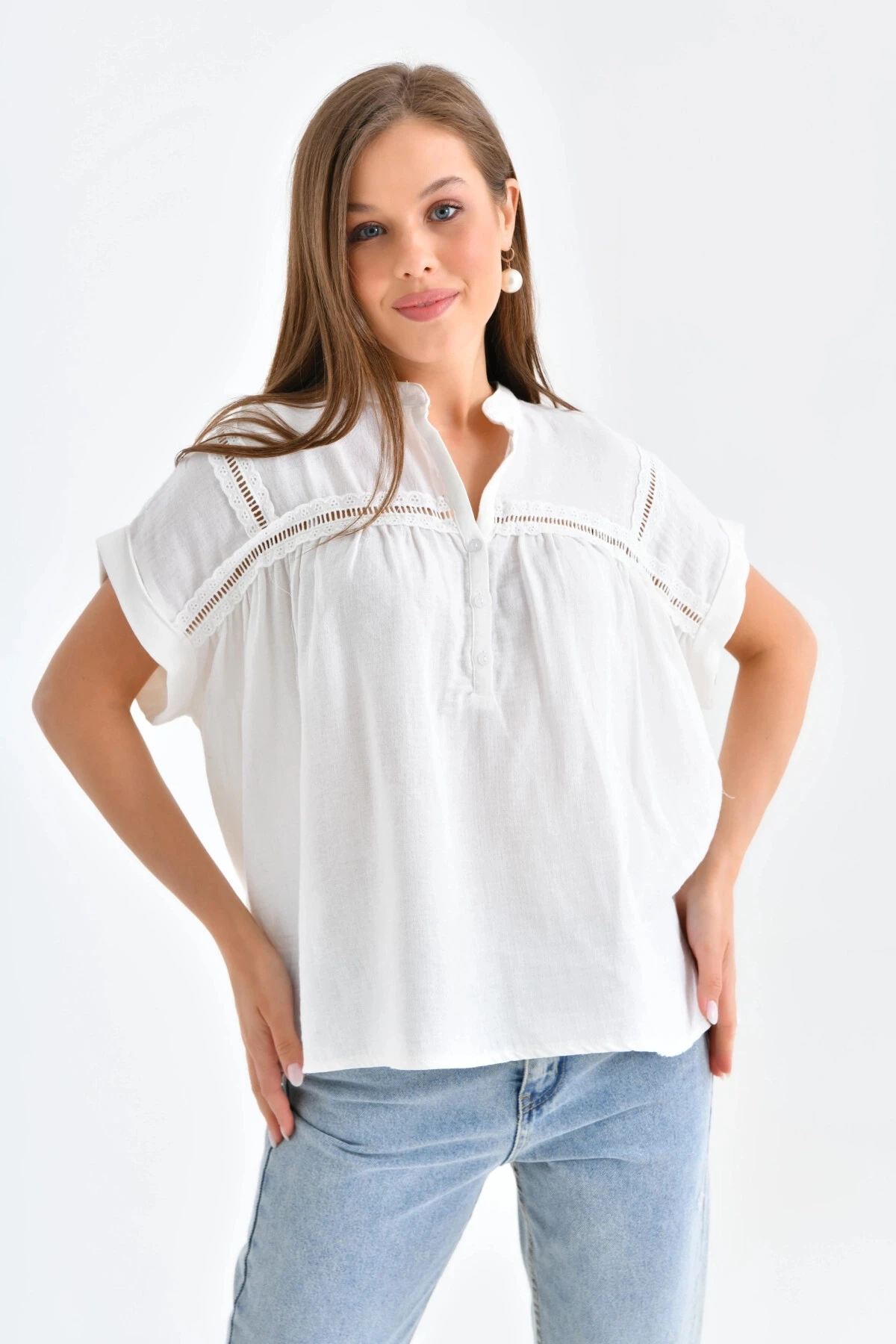 Dantel Detay Kısa Dokuma Bluz