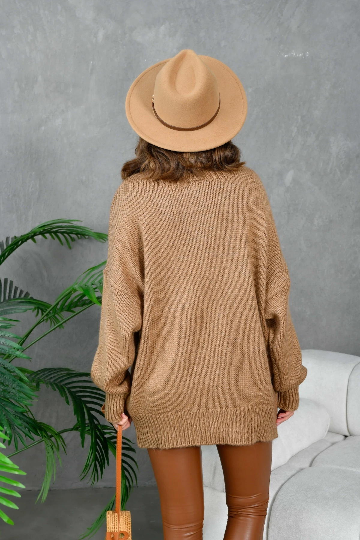 Kadın Balıkçı Yaka Kaşkorse Oversize Triko Tunik 223009