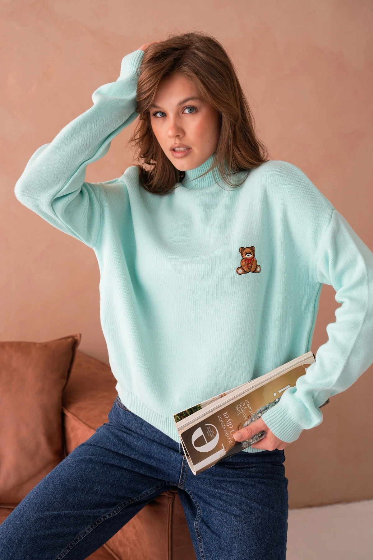 Kadın Balıkçı Yaka Nakış Detay Yumuşak Dokulu Basic Triko Kazak 214430