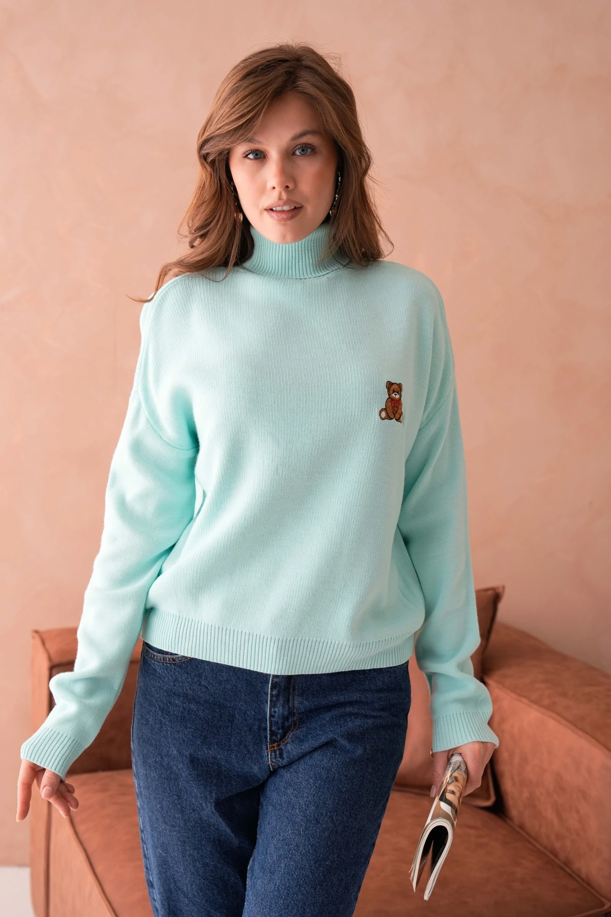 Kadın Balıkçı Yaka Nakış Detay Yumuşak Dokulu Basic Triko Kazak 214430