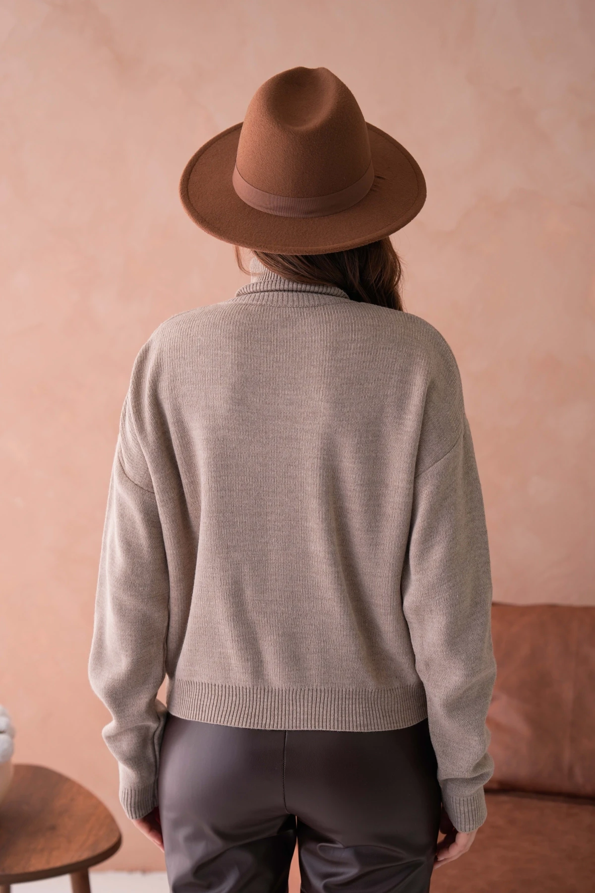 Kadın Balıkçı Yaka Nakış Detay Yumuşak Dokulu Basic Triko Kazak 214430