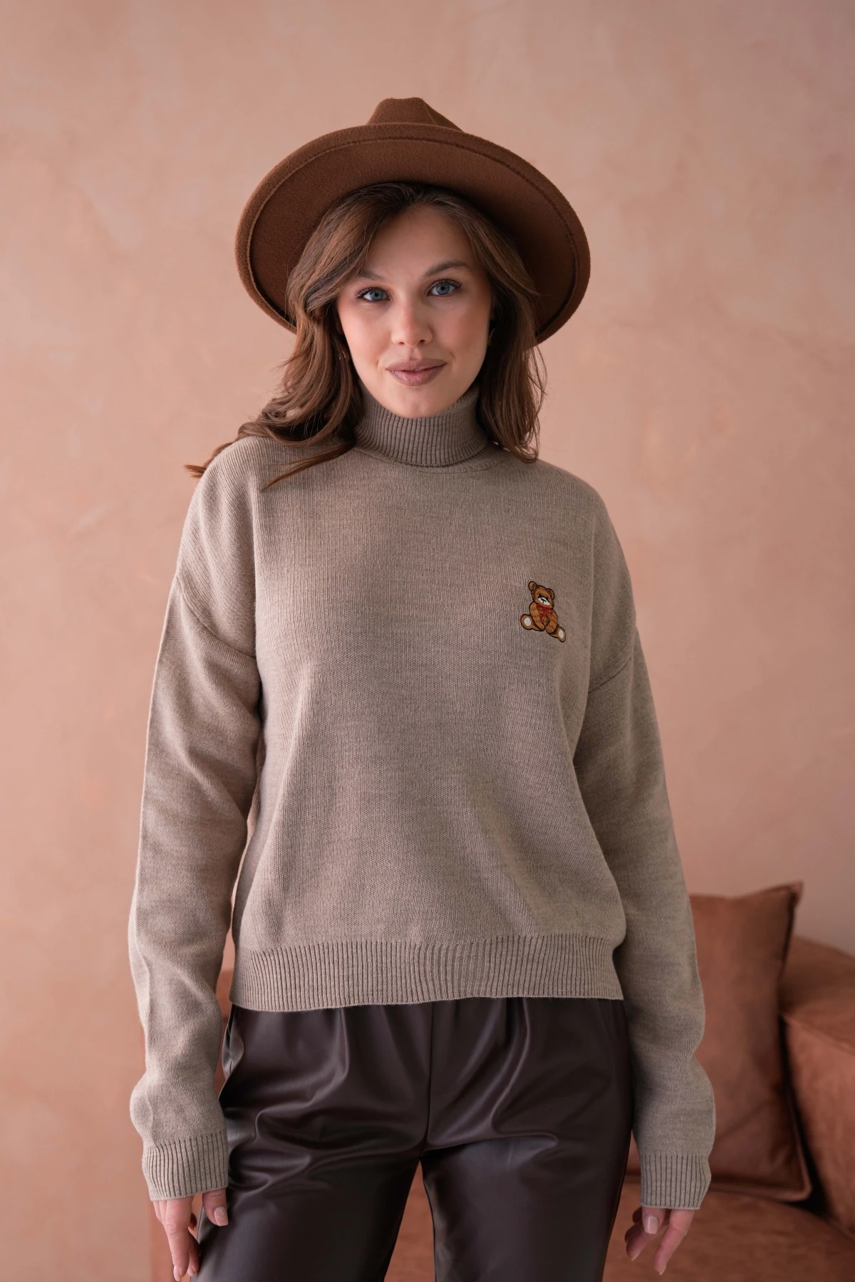 Kadın Balıkçı Yaka Nakış Detay Yumuşak Dokulu Basic Triko Kazak 214430