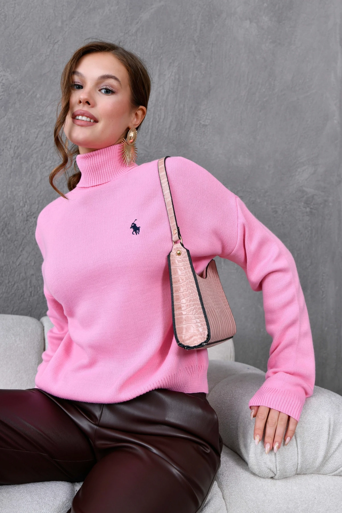 Kadın Balıkçı Yaka Yumuşak Dokulu Triko Kazak 10991