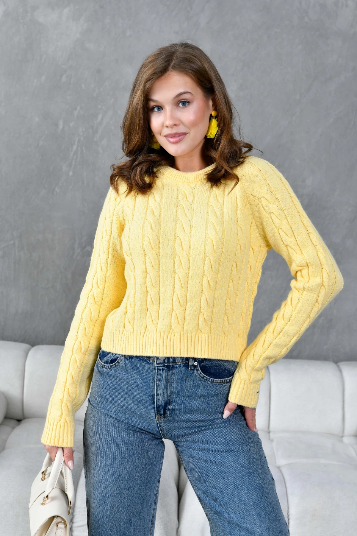 Kadın Biisiklet Yaka Saç Örgü Kısa Triko Kazak 8439Sw