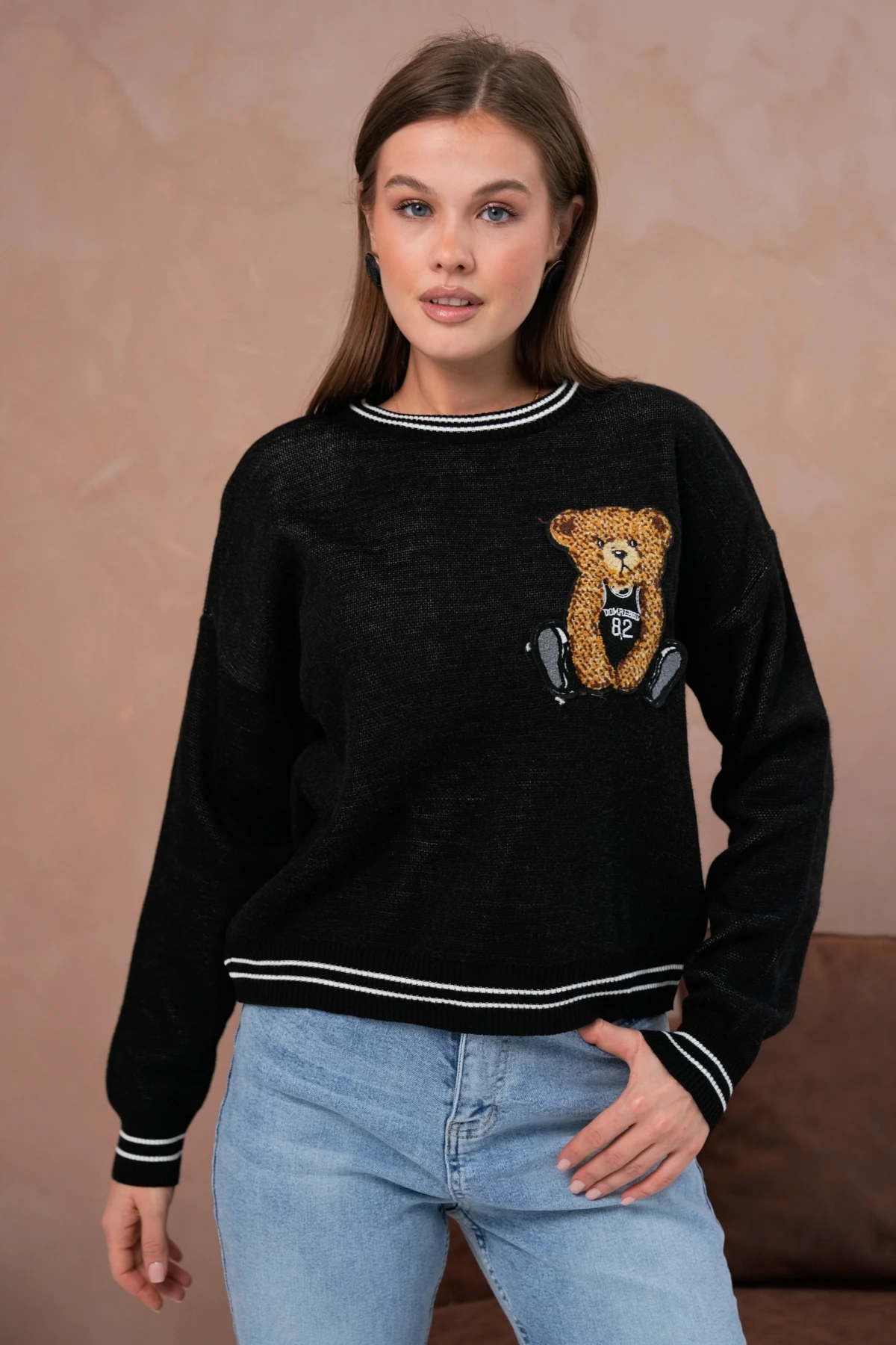 Kadın Bisiklet Yaka Çizgi Detay Nakışlı Triko Kazak 10519