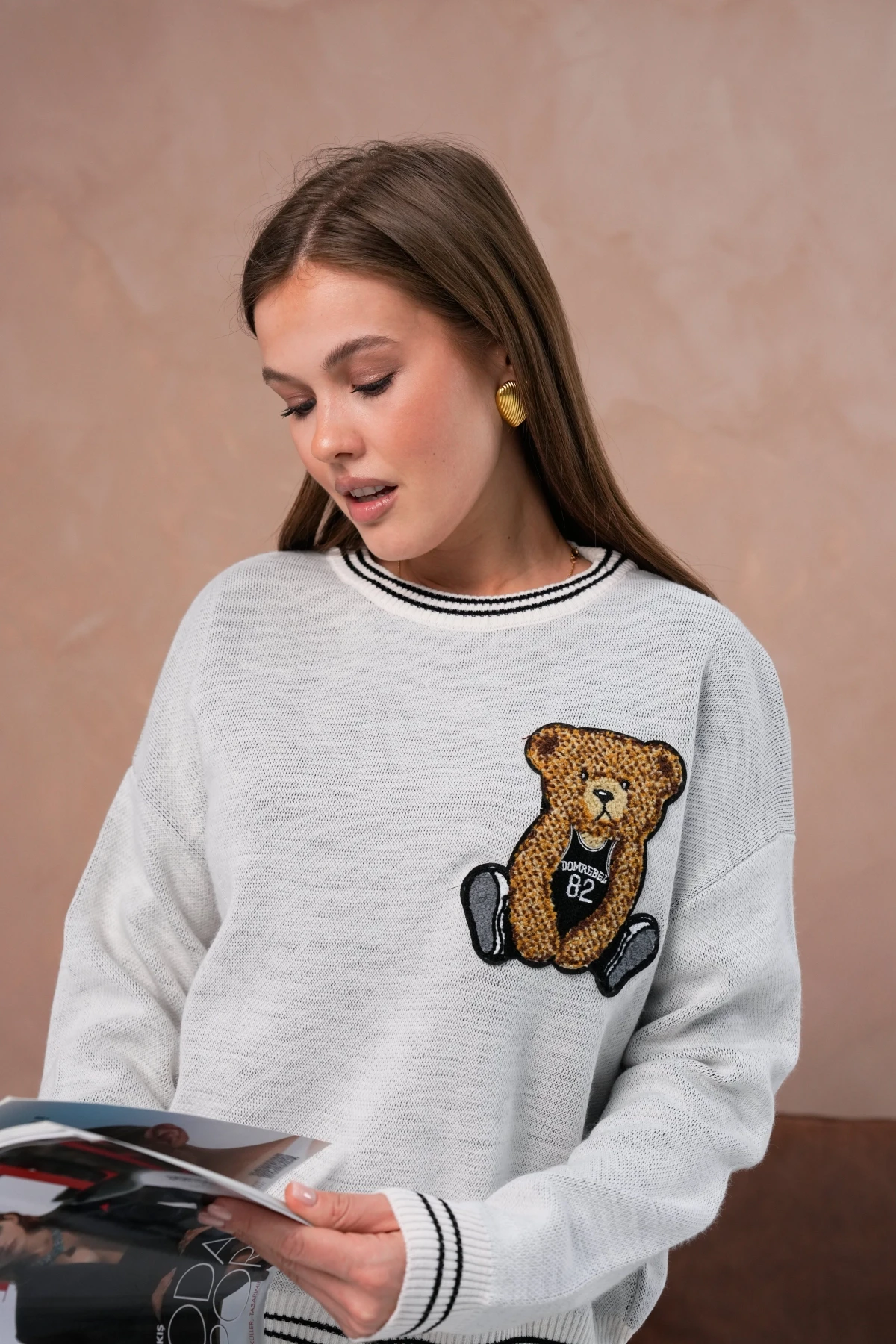 Kadın Bisiklet Yaka Çizgi Detay Nakışlı Triko Kazak 10519