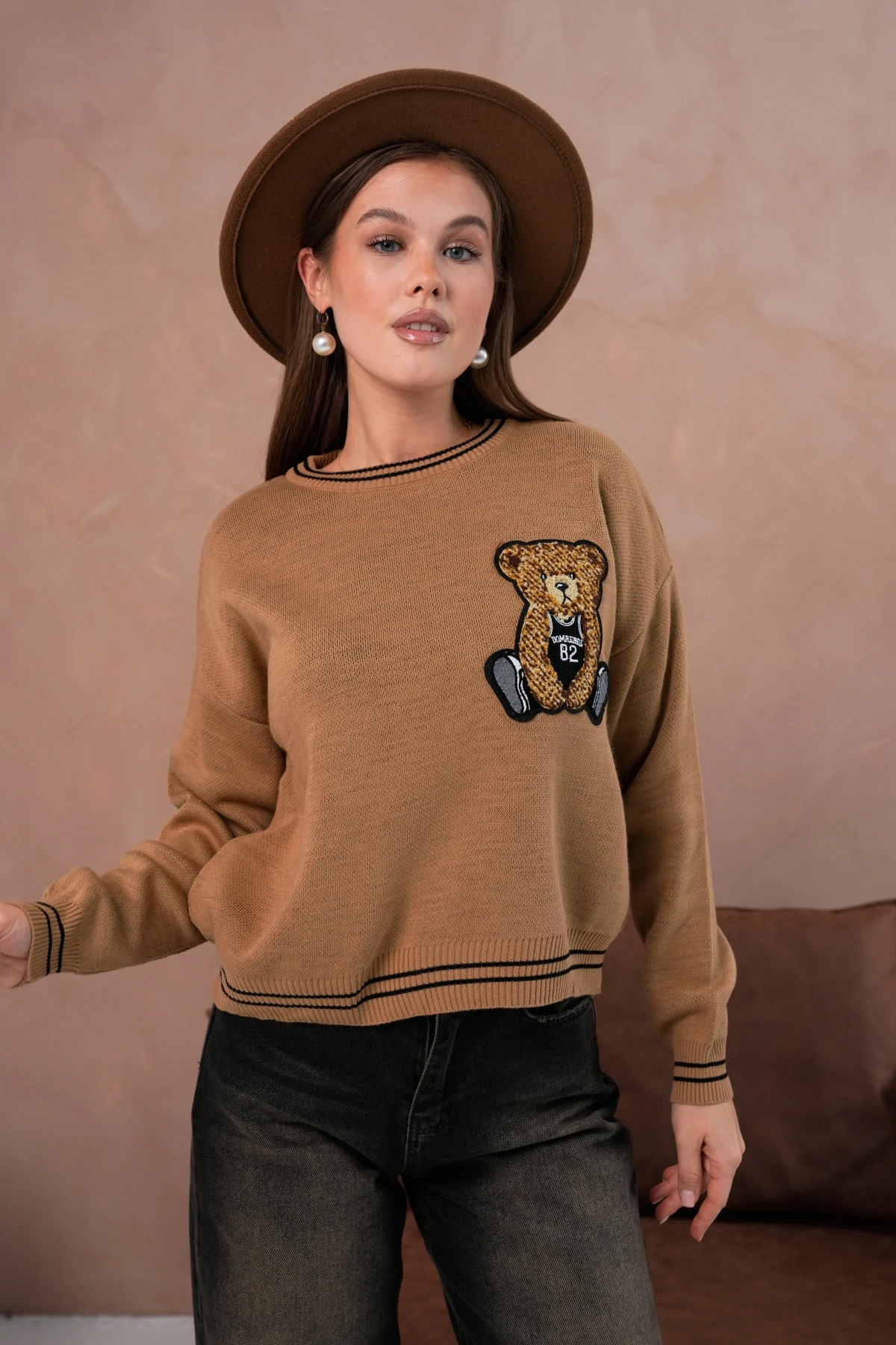 Kadın Bisiklet Yaka Çizgi Detay Nakışlı Triko Kazak 10519