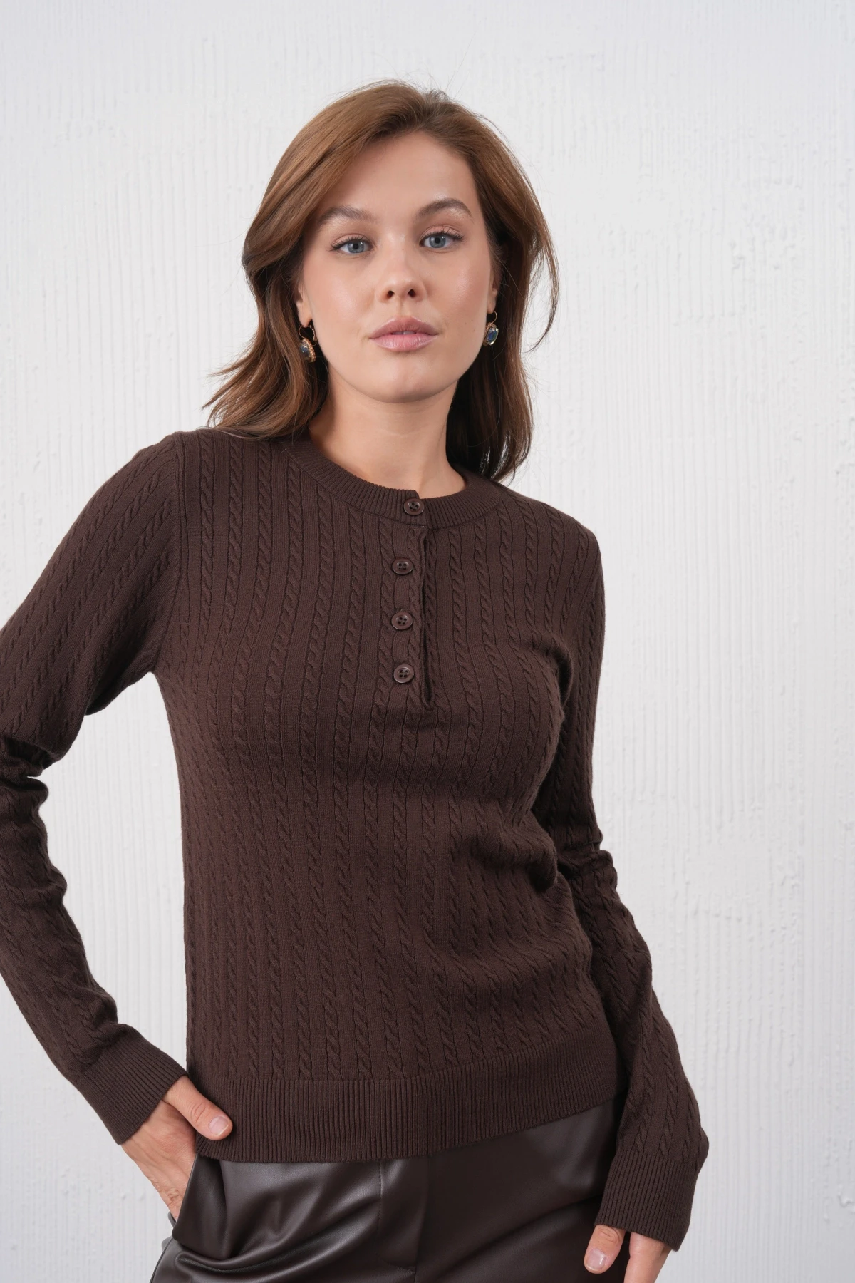 Kadın Bisiklet Yaka Düğme Detay Saç Örgü Premium İplik Triko Kazak 12318