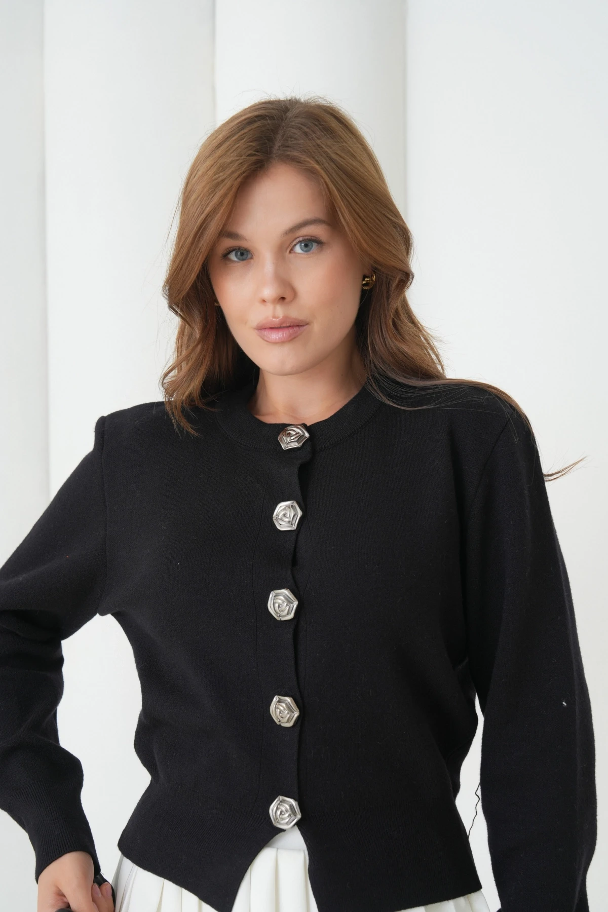 Kadın Bisiklet Yaka Düğme Detylı  Premium İplik Triko Ceket 12319.Crs