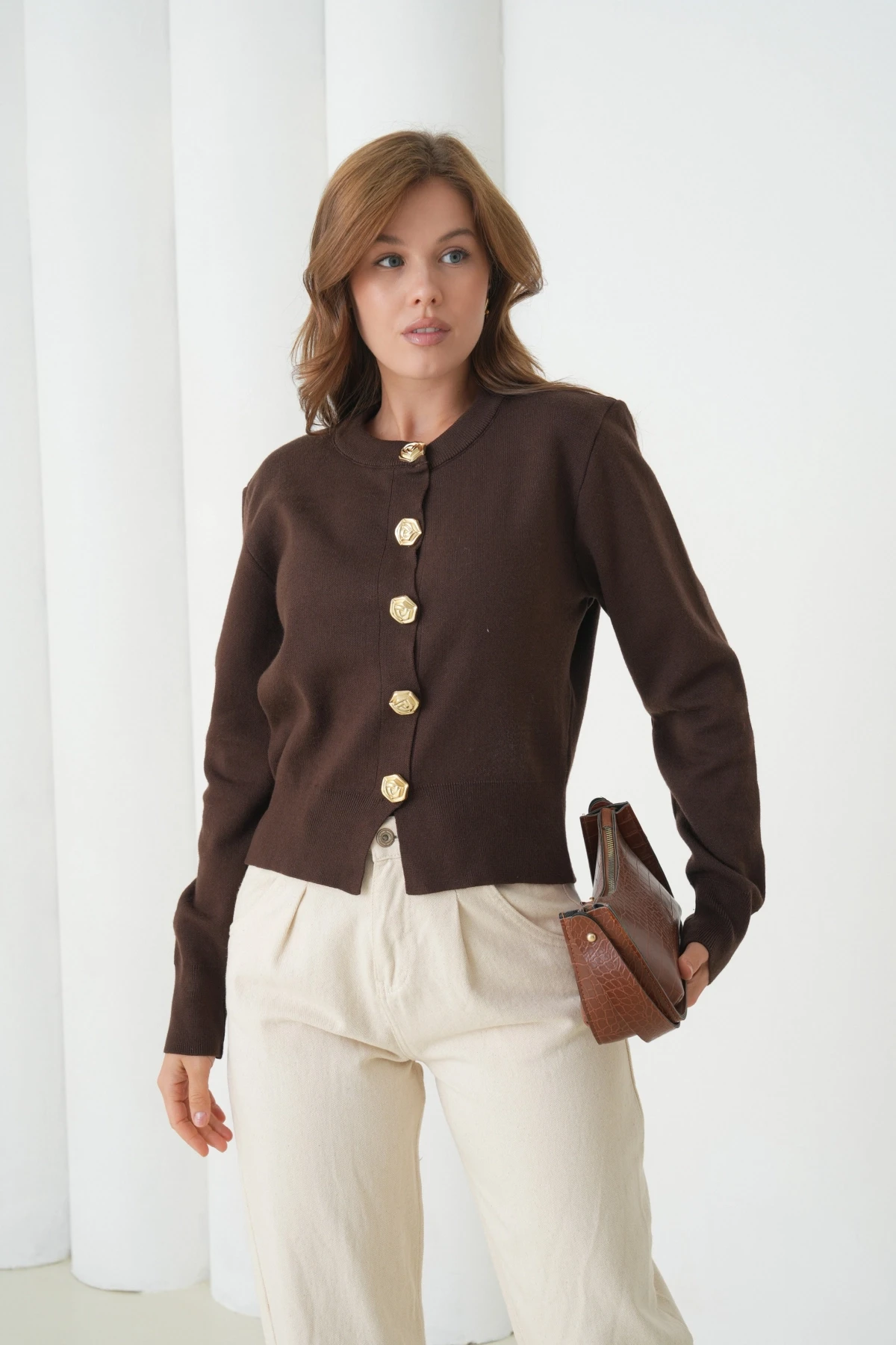 Kadın Bisiklet Yaka Düğme Detylı  Premium İplik Triko Ceket 12319.Crs