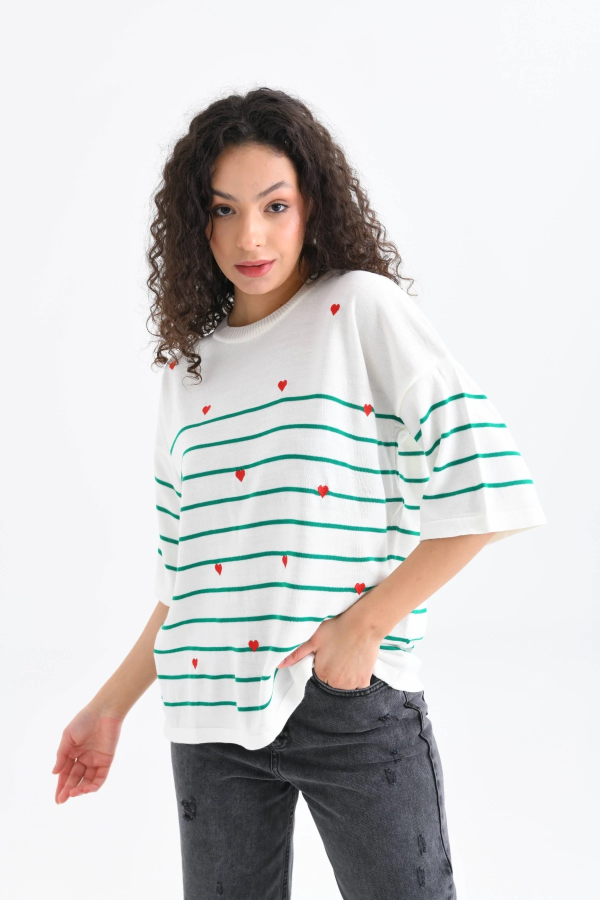 Kadın Bisiklet Yaka Kısa Kol Çizgili Kalp Nakışlı Triko Kazak 10163