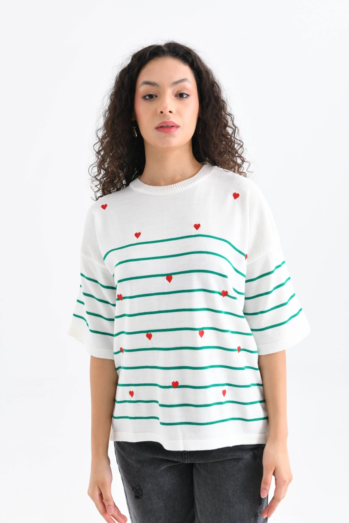 Kadın Bisiklet Yaka Kısa Kol Çizgili Kalp Nakışlı Triko Kazak 10163