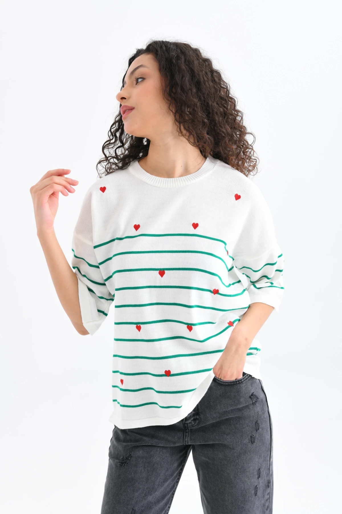 Kadın Bisiklet Yaka Kısa Kol Çizgili Kalp Nakışlı Triko Kazak 10163