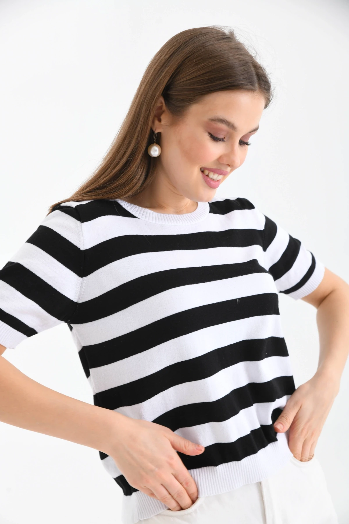 Kadın Bisiklet Yaka Kısa Kol Çizgili Triko Kazak 10072.Ctn