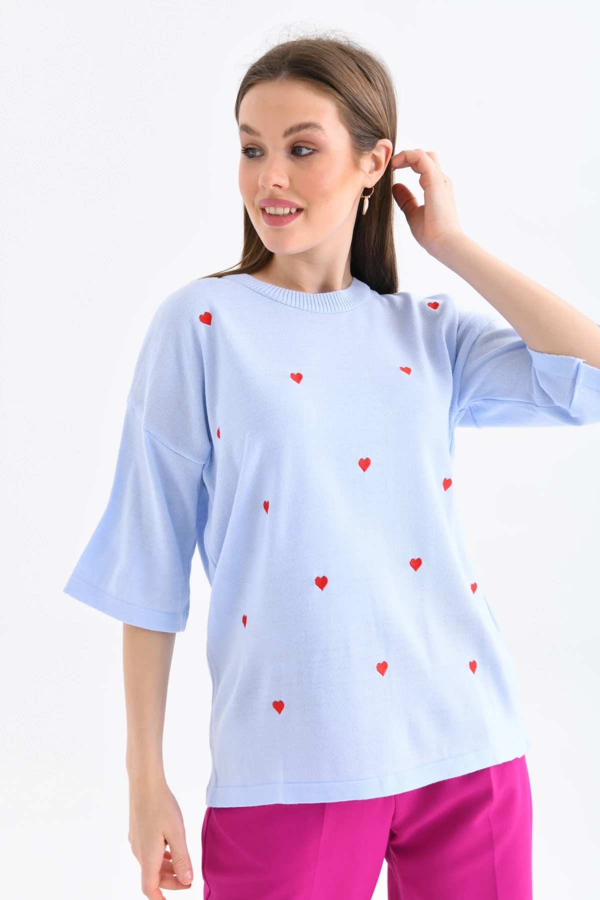 Kadın Bisiklet Yaka Kısa Kol Kalp Nakışlı Triko Kazak 10164