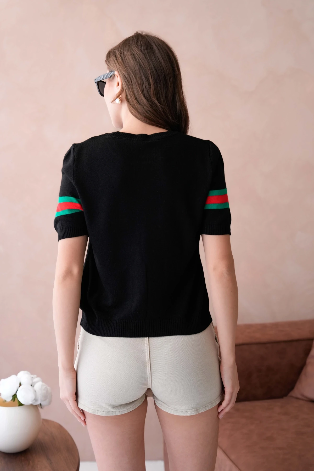 Kadın Bisiklet Yaka Kısa Kol Nakış İşlemeli Triko Kazak 10185