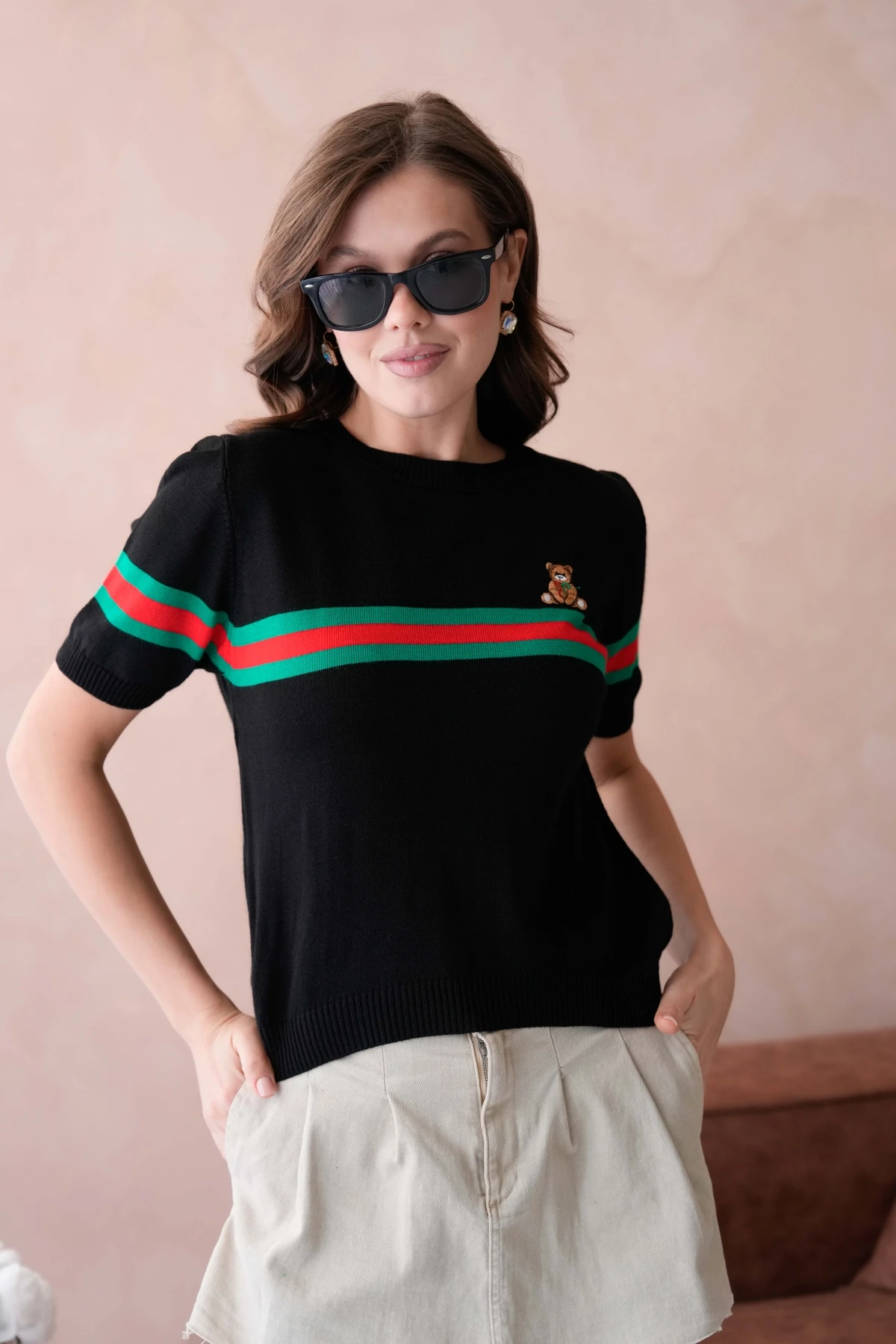 Kadın Bisiklet Yaka Kısa Kol Nakış İşlemeli Triko Kazak 10185