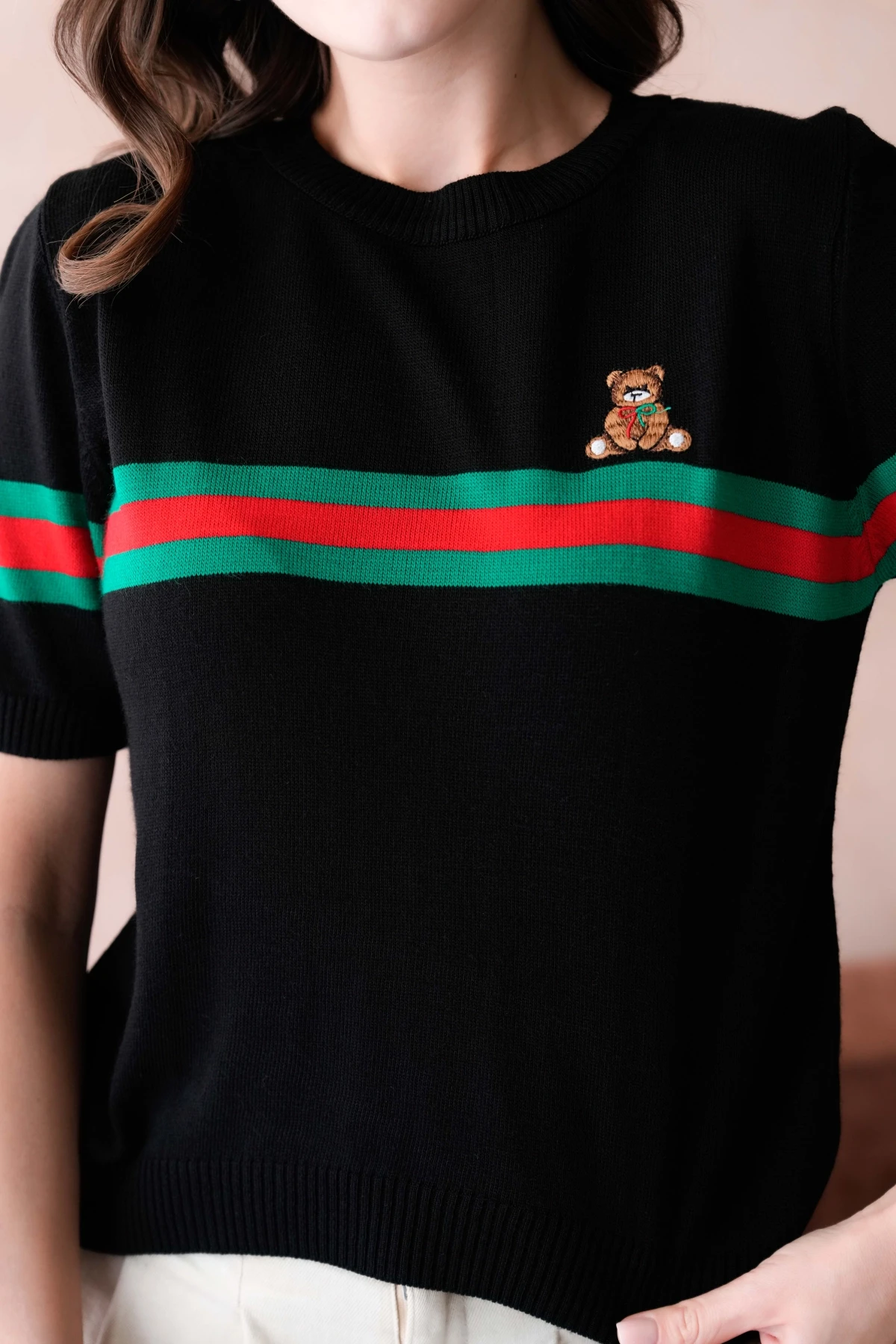 Kadın Bisiklet Yaka Kısa Kol Nakış İşlemeli Triko Kazak 10185