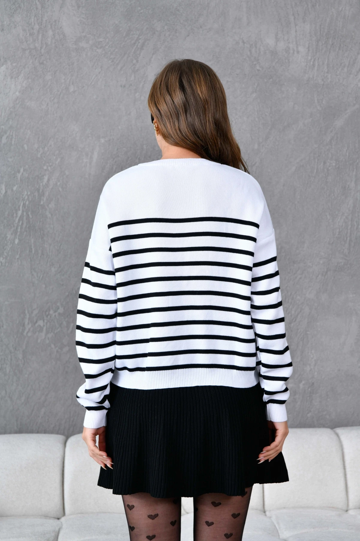 Kadın Bisiklet Yaka Nakış Detaylı Çizgili Triko Kazak 10272.Ctn