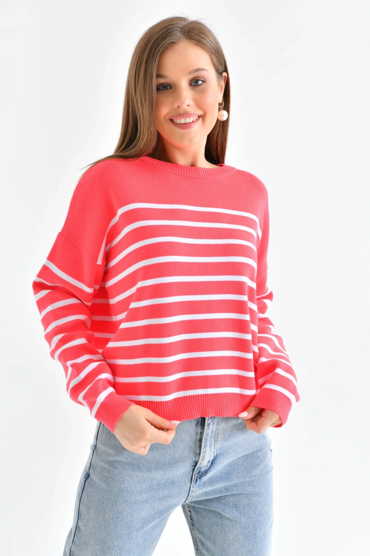 Kadın Bisiklet Yaka Nakış Detaylı Çizgili Triko Kazak 10272.Ctn