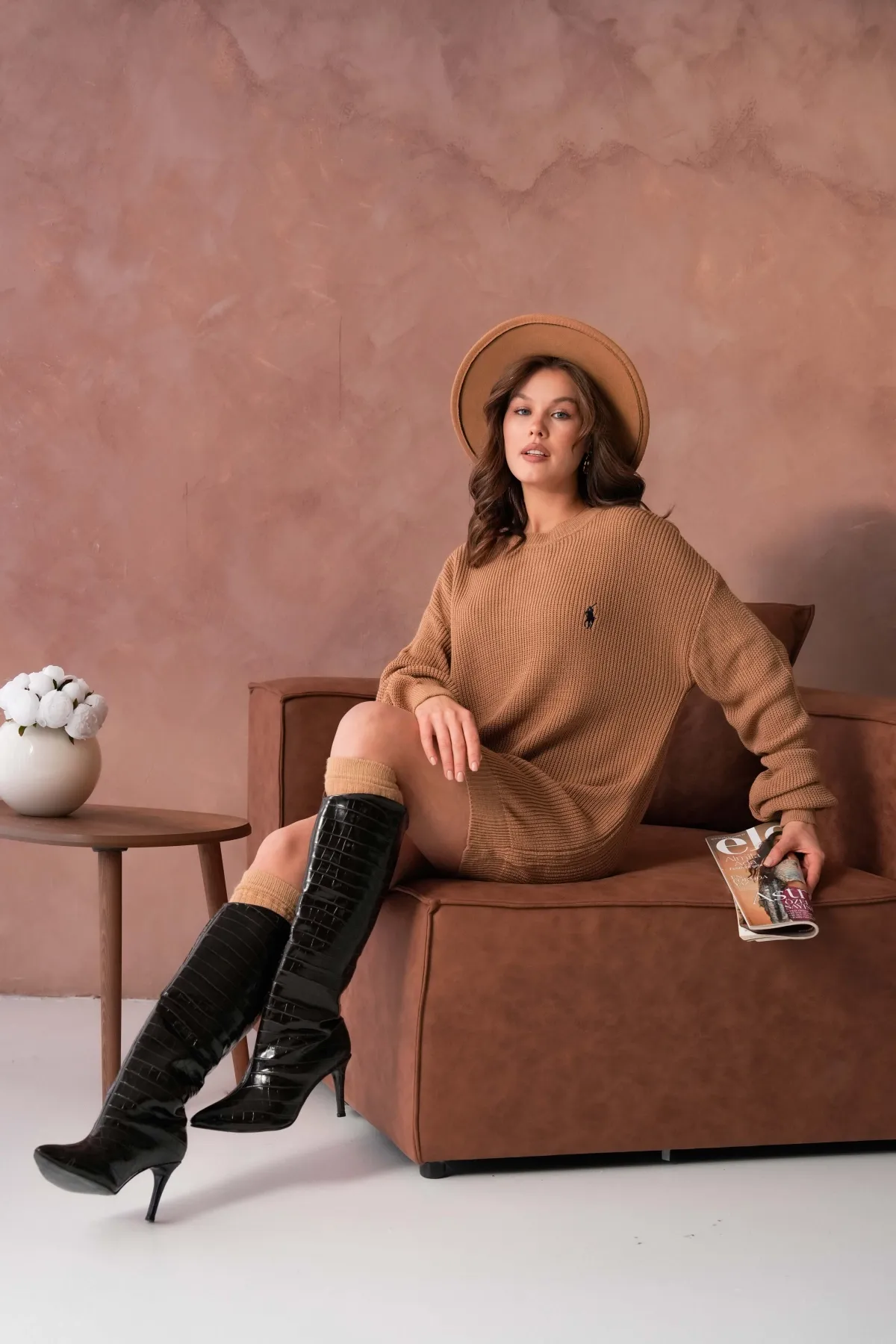 Kadın Bisiklet Yaka Selanik Örgü Nakışlı Triko Tunik 8492