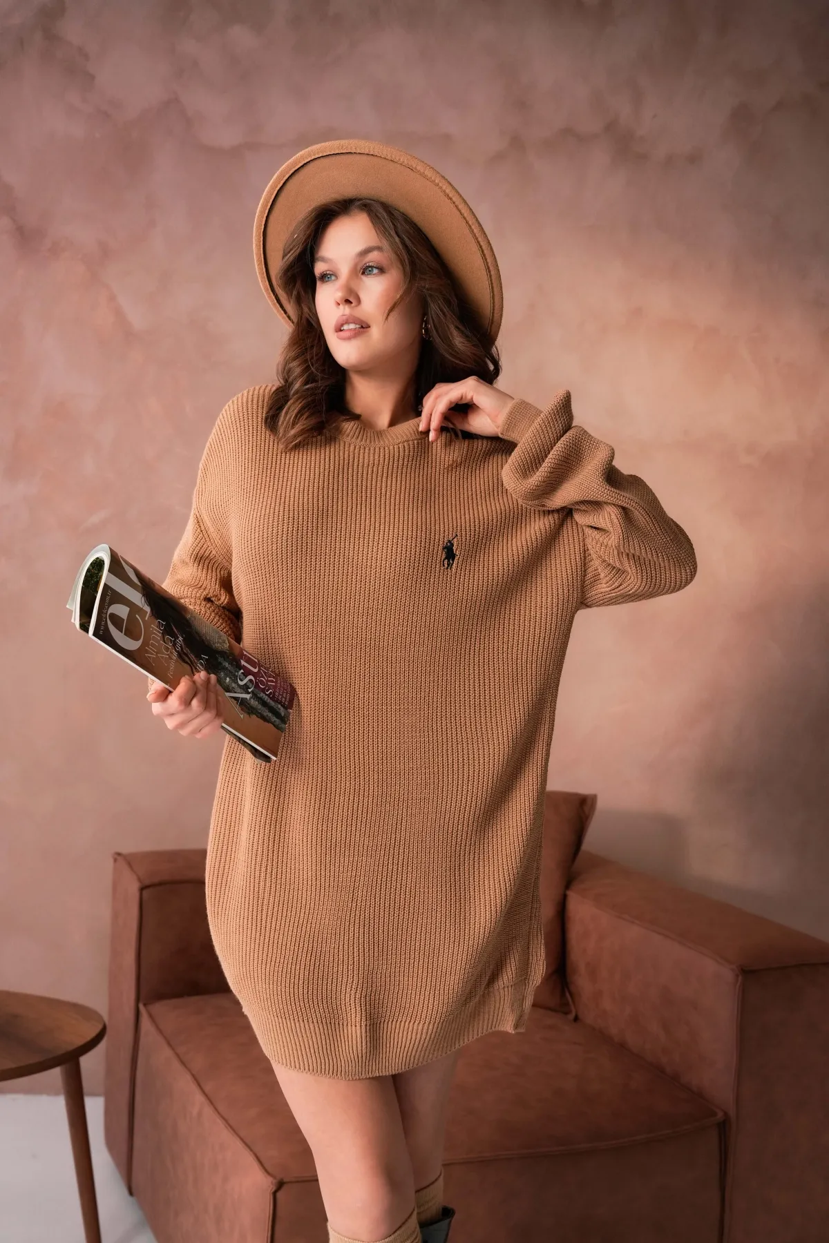 Kadın Bisiklet Yaka Selanik Örgü Nakışlı Triko Tunik 8492