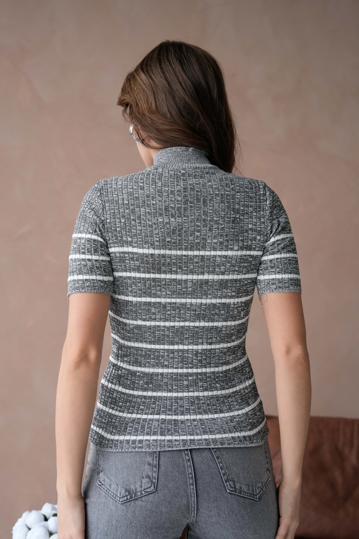 Kadın Dik Yaka Kısa Kol Çizgili Triko Kazak  10091