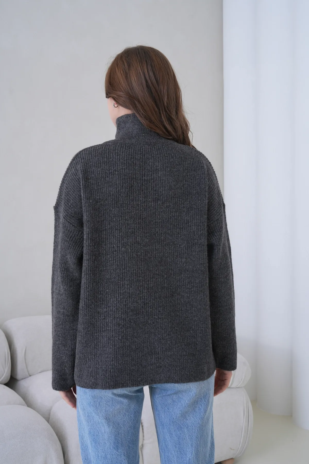 Kadın Dik Yaka Yarım Pat Fermuar Kapama Yumuşak Dokulu Oversize Triko Kazak 8702Sw