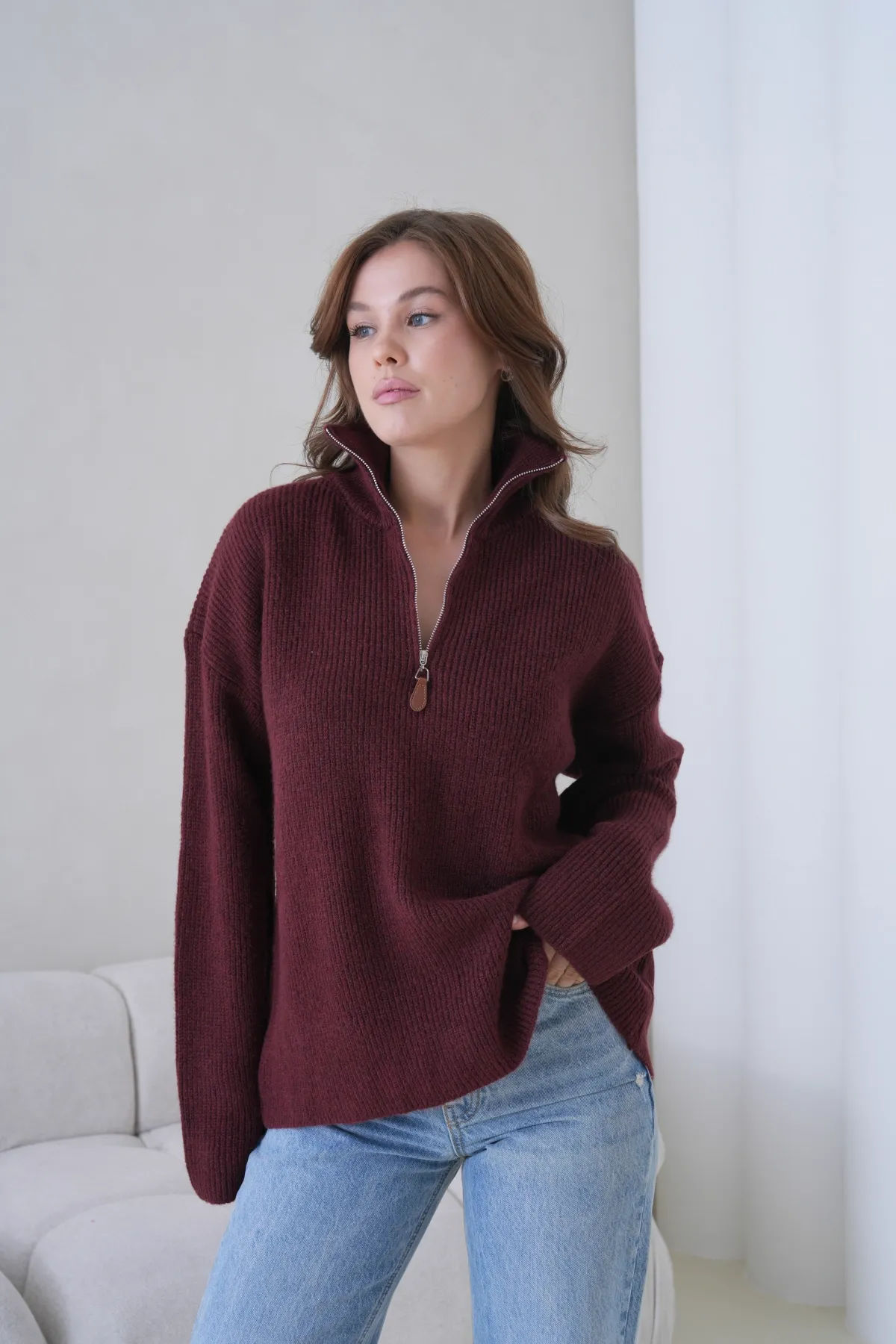 Kadın Dik Yaka Yarım Pat Fermuar Kapama Yumuşak Dokulu Oversize Triko Kazak 8702Sw