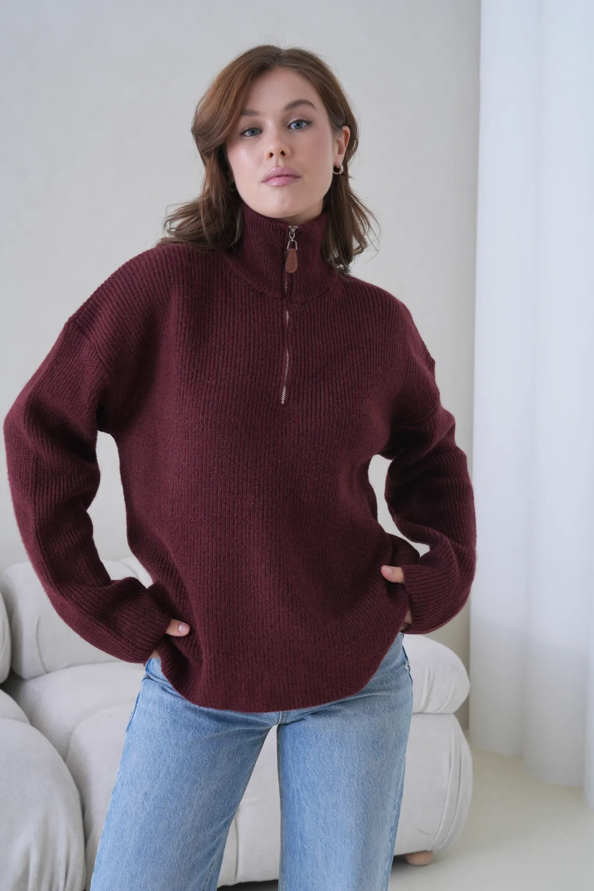 Kadın Dik Yaka Yarım Pat Fermuar Kapama Yumuşak Dokulu Oversize Triko Kazak 8702Sw