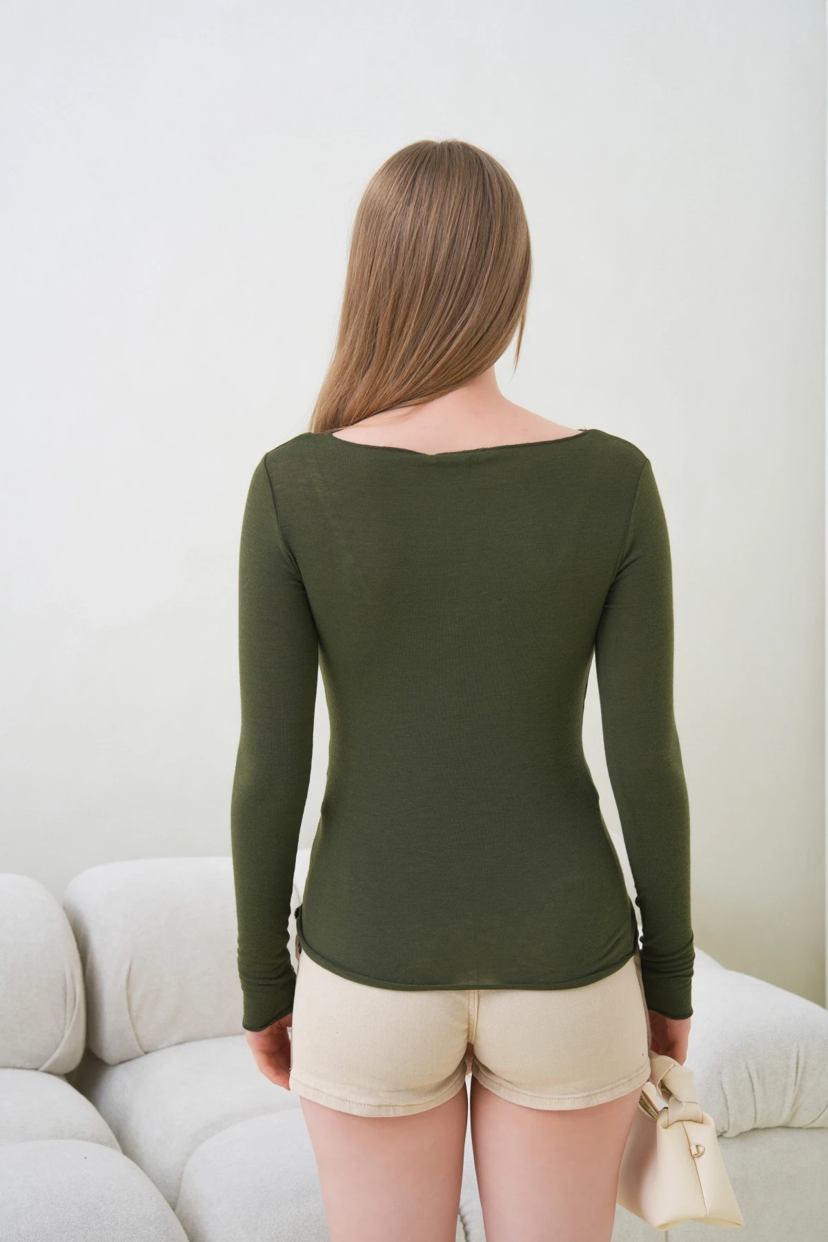 Kadın Geniş Yaka Uzun Kol Lycralı Penye Bluz 13000