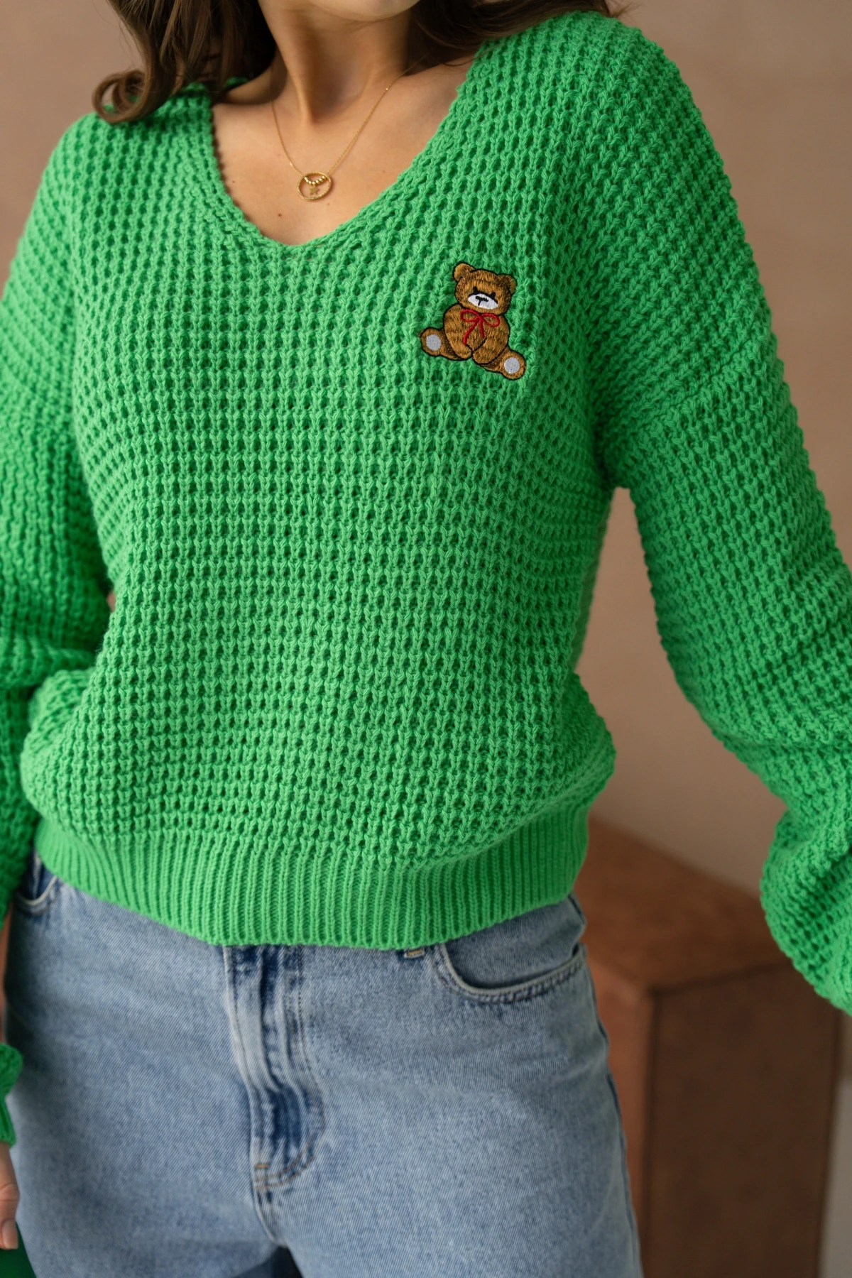 Kadın V Yaka Nakış Detay Ajurlu Triko Kazak 225008