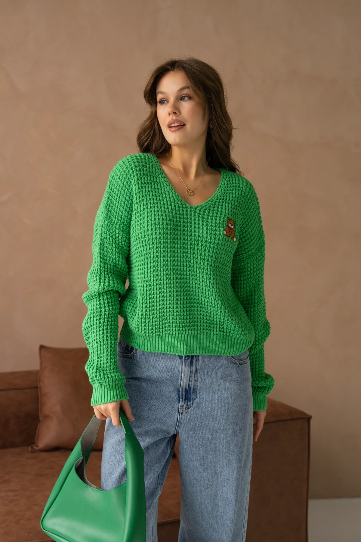 Kadın V Yaka Nakış Detay Ajurlu Triko Kazak 225008