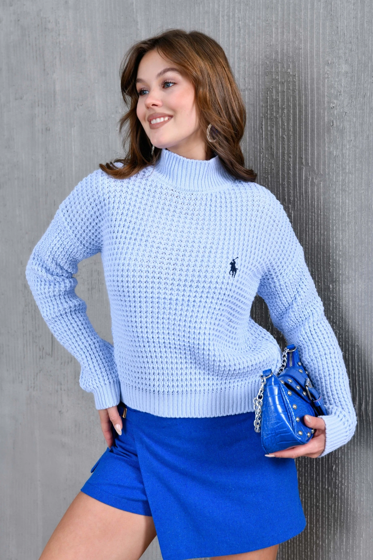 Kadın Yarım Balıkçı  Yaka Prinç Örgü Detay Dokulu Triko Kazak 225006