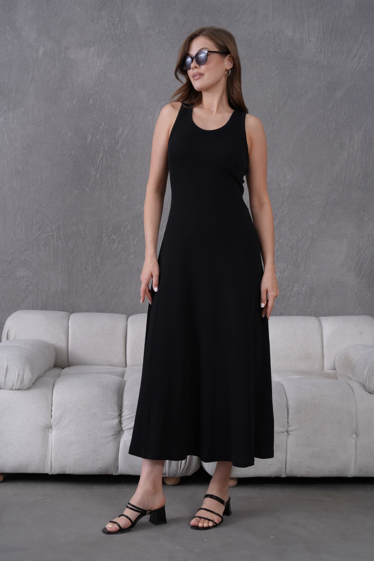 Kolsuz Yazlık Örme Elbise